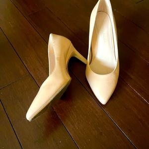 Taryn Rose Collection Pump size 7.5
